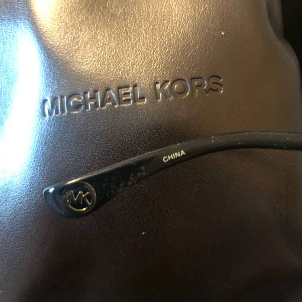 Michael Kors black sunglasses - Picture 2 of 2